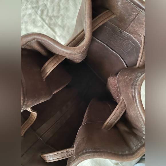 Vintage Coach Brown Leather Drawstring Bucket Bag with Adjustable Strap - Picture 3 of 5